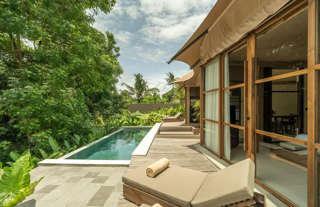 Ubud Mas Glamping Luxury Tent-1